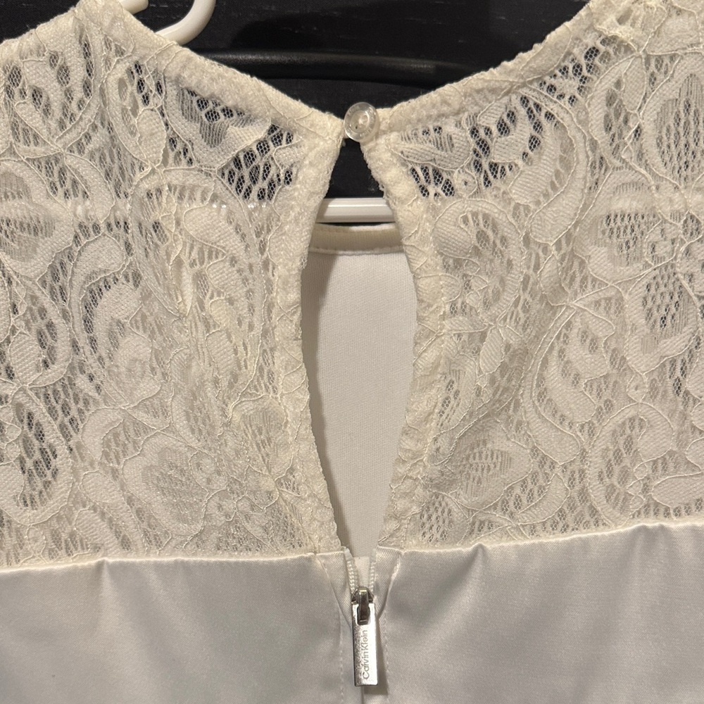 Calvin Klein Cream Lace Kids Dress - Picture 4 of 7